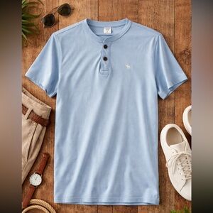 Abercrombie Light Blue Henley Tee. Men’s Sz-XL. Casual Shirt | Comfortable | EUC